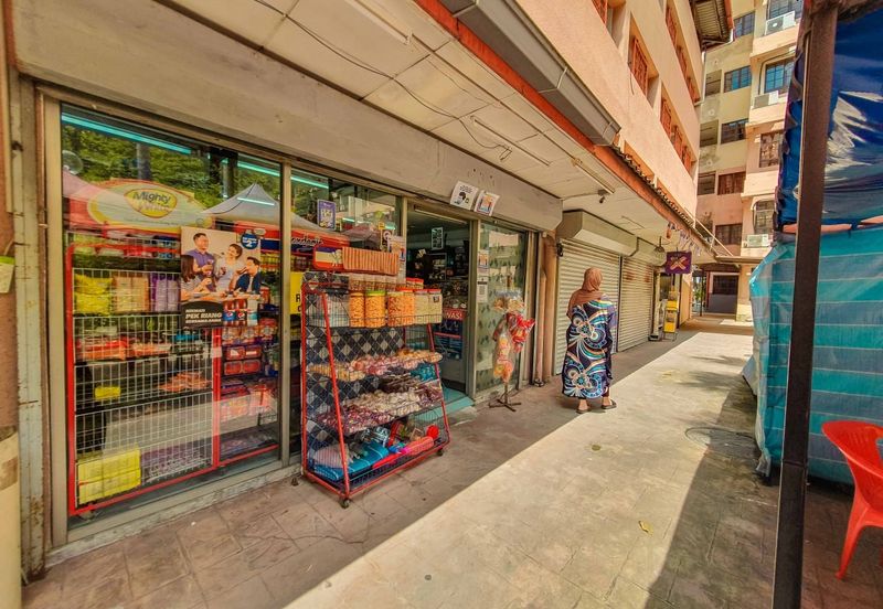 Bayu Tasik Condominium