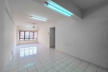 Bayu Tasik Condominium