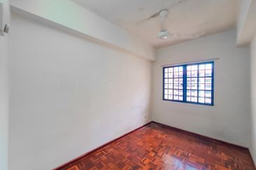 Bayu Tasik Condominium