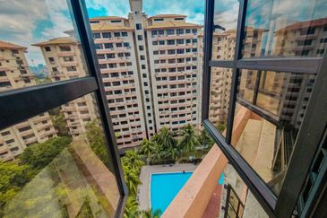 Bayu Tasik Condominium