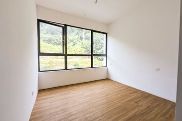 The Trees, Bukit Lanjan