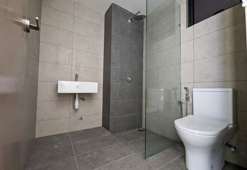 The Trees, Bukit Lanjan