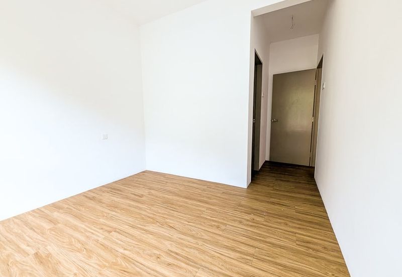 The Trees, Bukit Lanjan