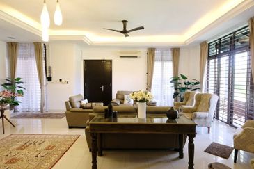 Bkt Jelutong Corner Lot Superlink Renovated F/Hold