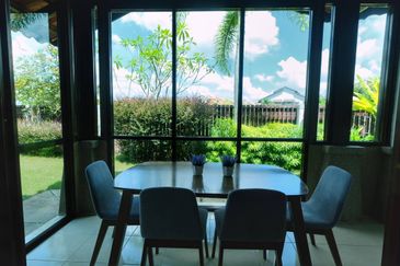 Bkt Jelutong Corner Lot Superlink Renovated F/Hold