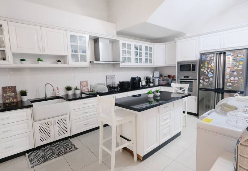 Bkt Jelutong Corner Lot Superlink Renovated F/Hold