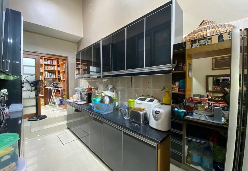 Melawati Corner Lot Reduced Price Fully Renovated Freehold 