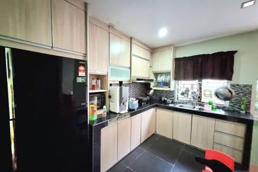 Taman Saujana Puchong