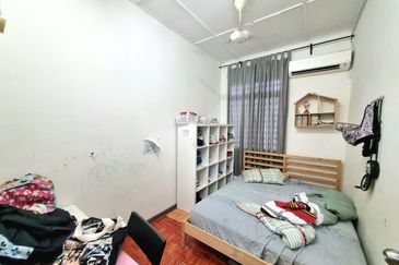 Taman Saujana Puchong