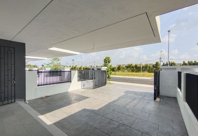 Elmina Green Three @ City of Elmina