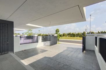 Elmina Green Three @ City of Elmina