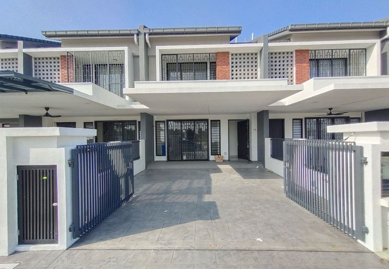 Elmina Green Three @ City of Elmina