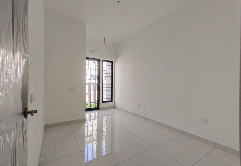 Elmina Green Three @ City of Elmina