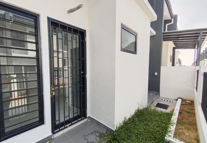 Elmina Green Three @ City of Elmina