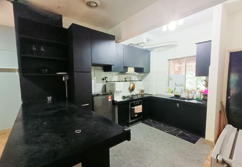 Sri Jelatek Condominium