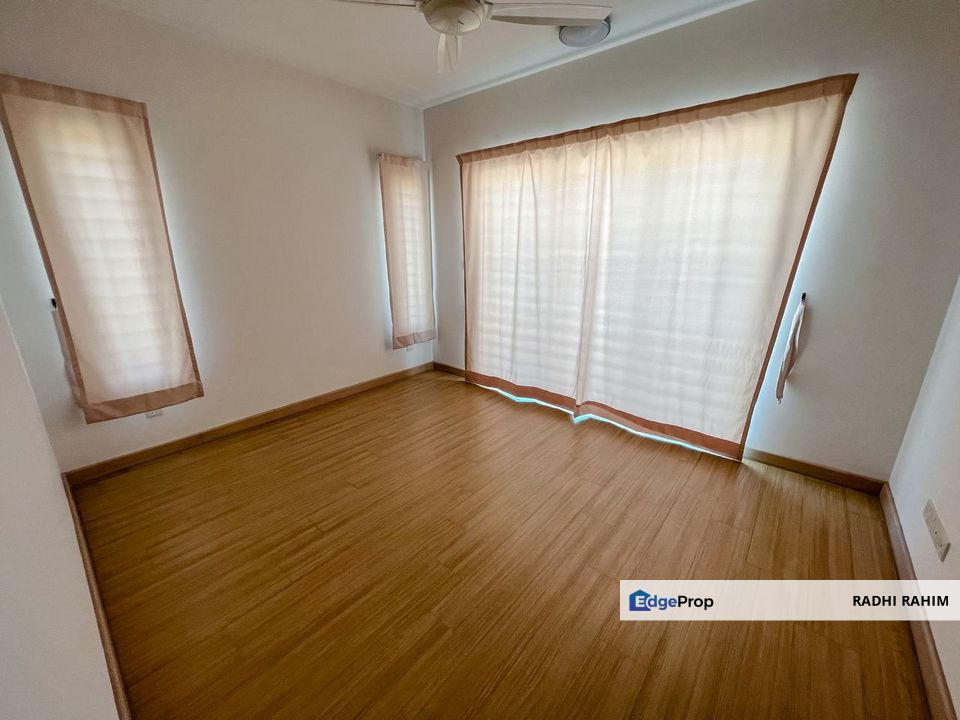 Laurel Laman View Corner Lot Cyberjaya Freehold , Selangor, Cyberjaya