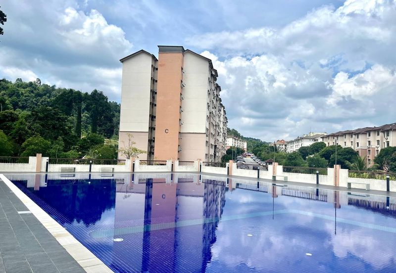 Sri Hijauan, Ukay Perdana