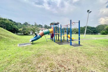 Taman Saujana Puchong