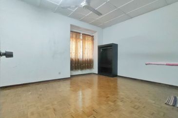 Taman Saujana Puchong