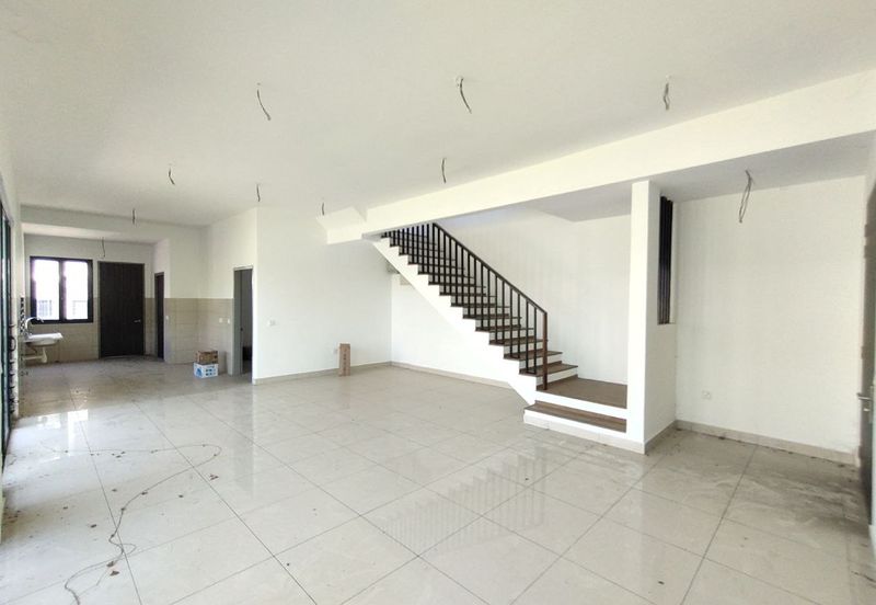 Elmina Green One @ City of Elmina