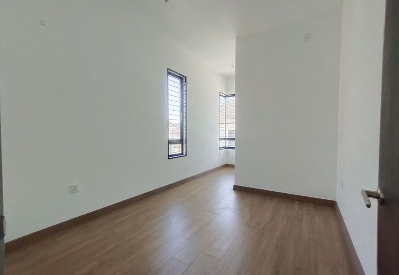 Elmina Green One @ City of Elmina