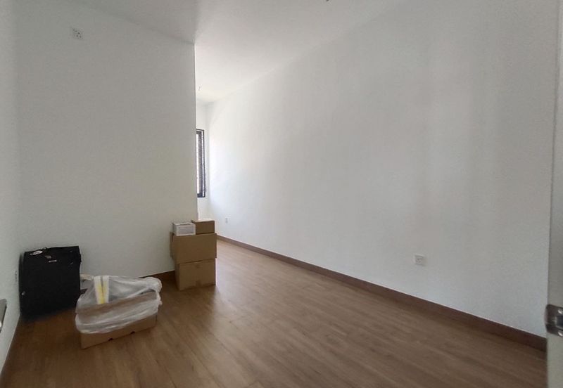 Elmina Green One @ City of Elmina