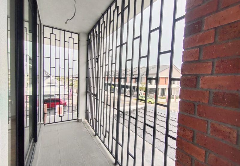 Elmina Green Three @ City of Elmina