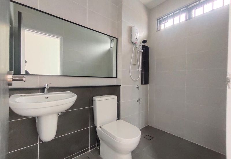 Elmina Green Three @ City of Elmina