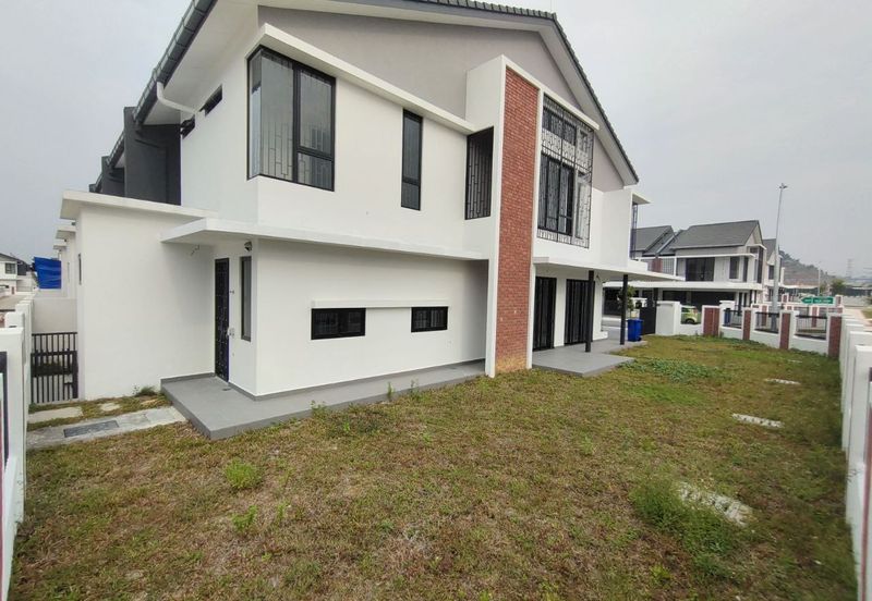 Elmina Green Three @ City of Elmina