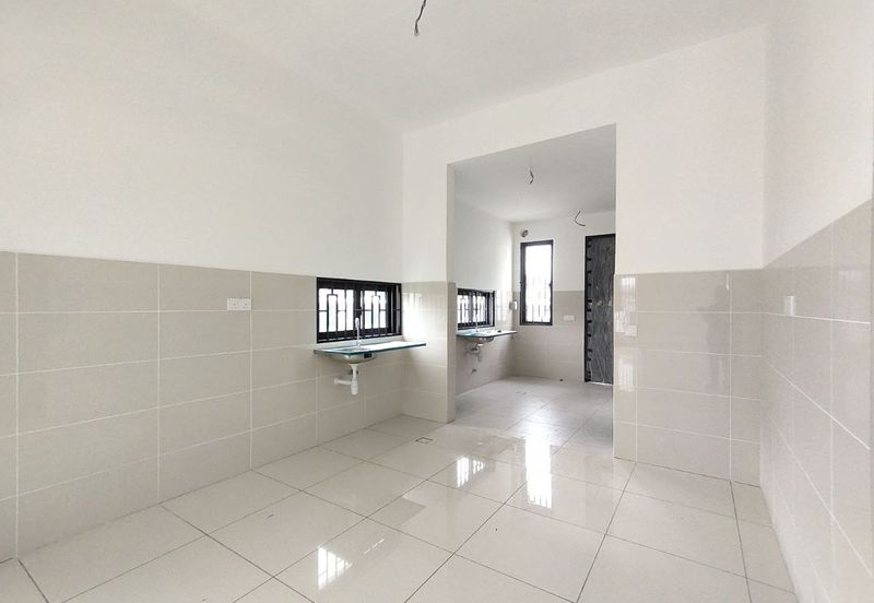 Elmina Green Three @ City of Elmina