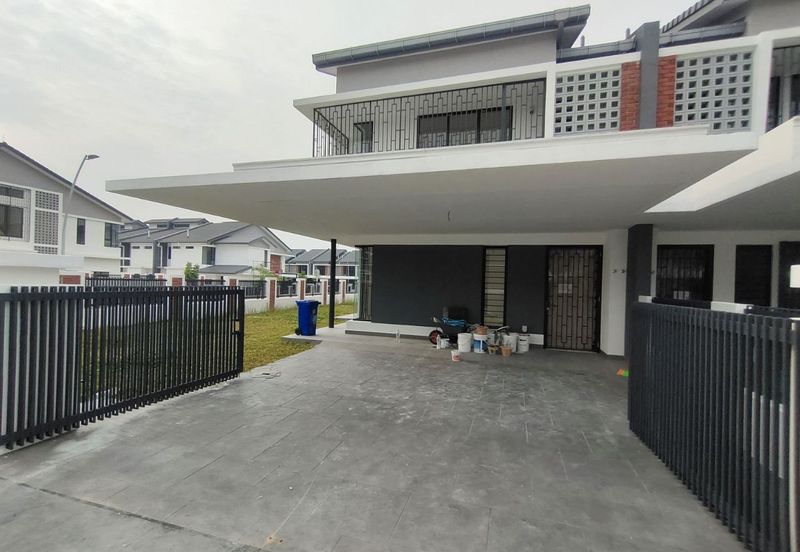 Elmina Green Three @ City of Elmina