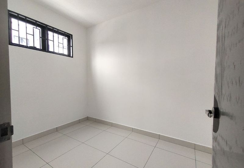 Elmina Green Three @ City of Elmina