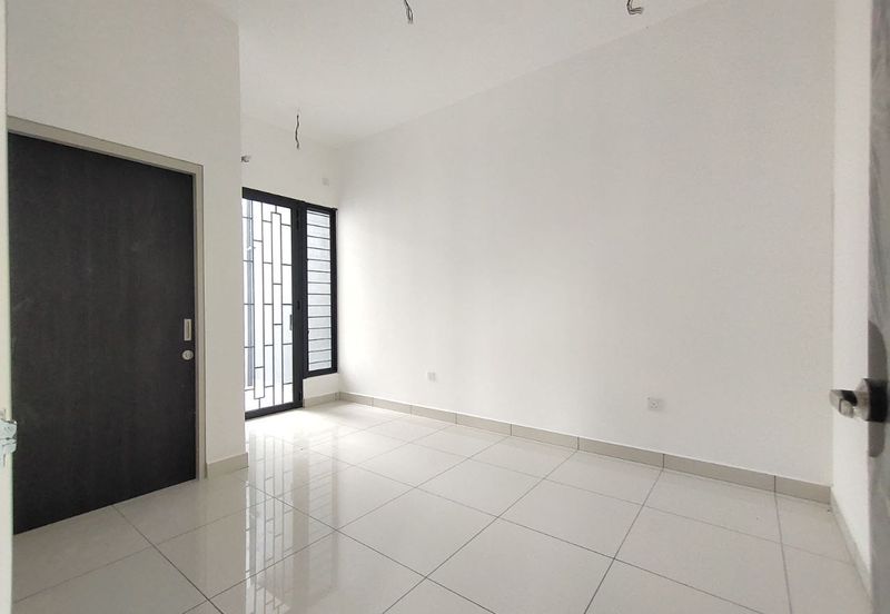 Elmina Green Three @ City of Elmina