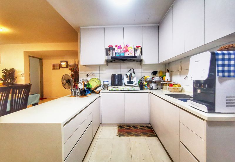 Infiniti 3 Residences