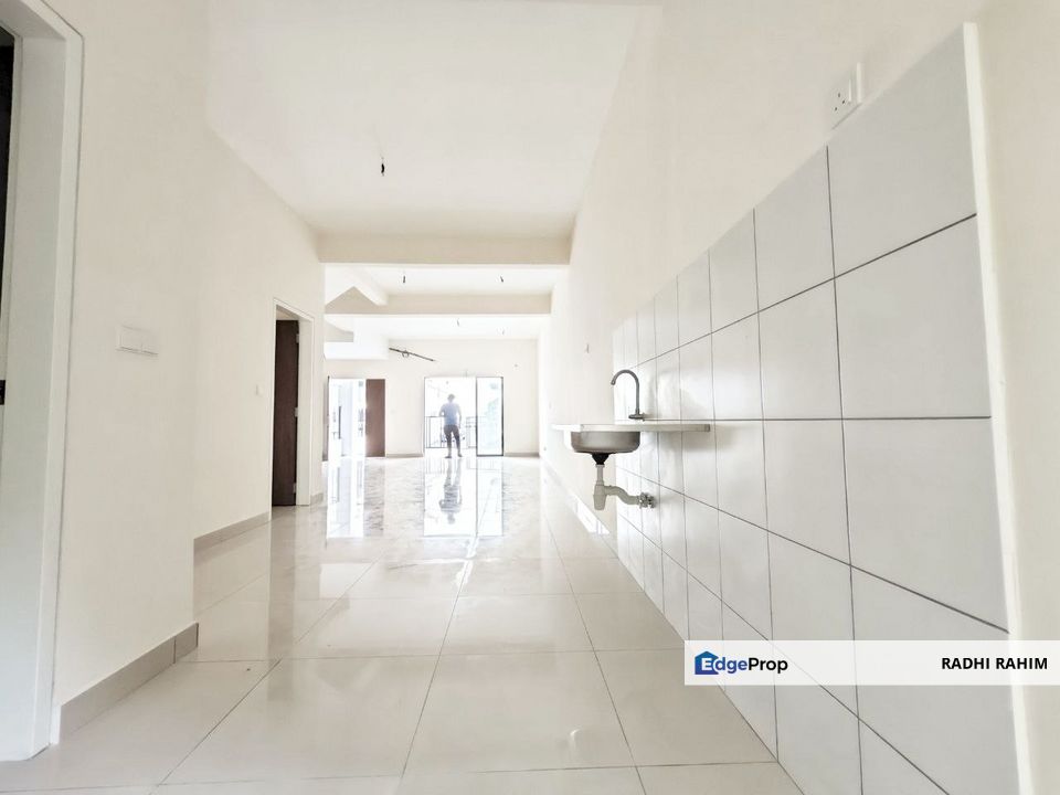 Ukay New House 3Storey Terrace Nassim Heights, Kuala Lumpur, Ampang