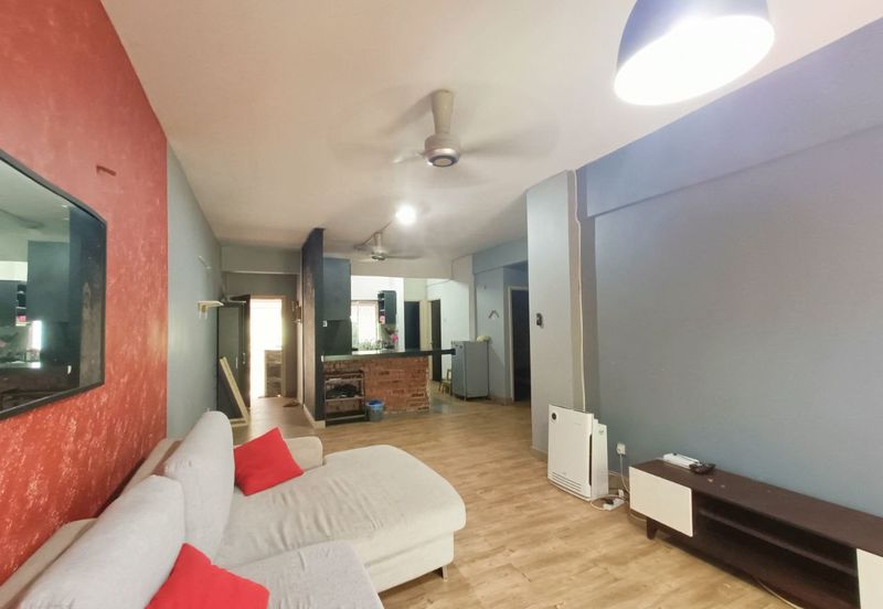 Sri Jelatek Condominium