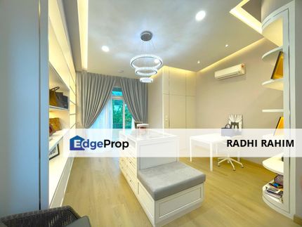 Facing Lake Bungalow Fully Renovated Tijani Ukay Ampang, Selangor, Ampang