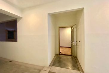 Seri Maya Condominium