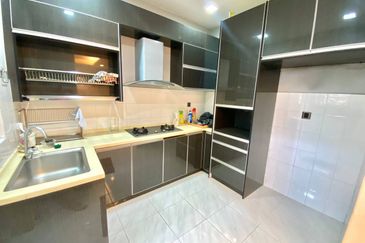 Seri Maya Condominium