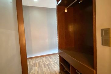 Seri Maya Condominium