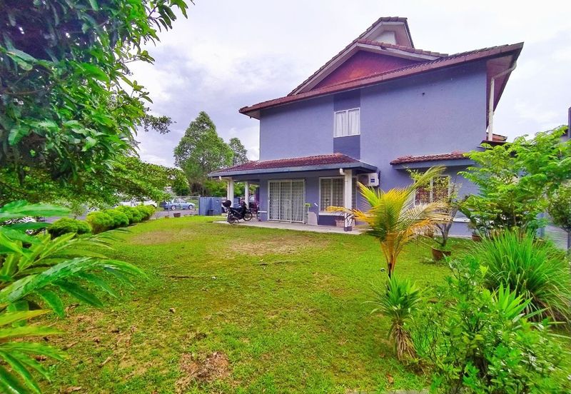 Corner Lot Tanah Luas Facing Open Harga Berbaloi