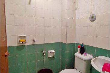 Corner Lot Tanah Luas Facing Open Harga Berbaloi