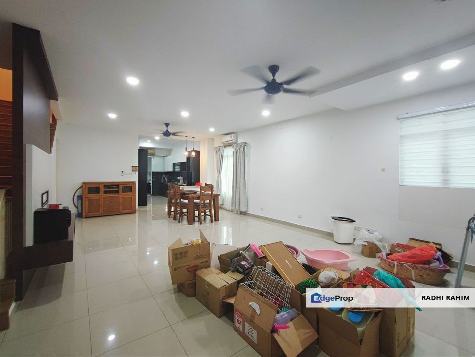 EndLot Renovated Freehold Cyberjaya Ceria Residences, Selangor, Cyberjaya