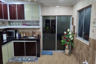 Seksyen 2, Shah Alam