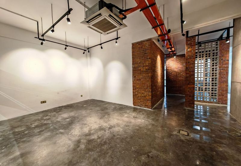 Saville @ Melawati Service Residence