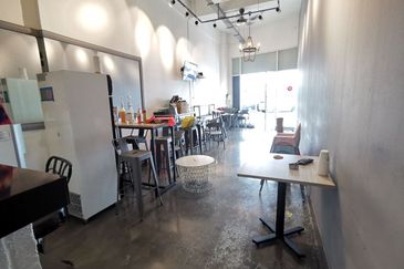 Saville @ Melawati Service Residence