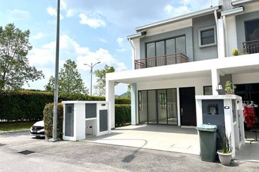 Aster & Cassia @ Bandar Tasik Kesuma