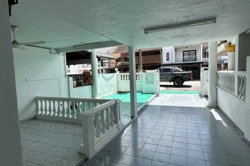 Taman Lembah Keramat AU5