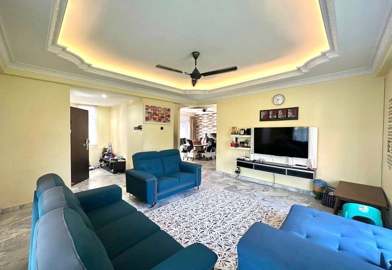 Taman Tasik Semenyih (Lake Residence)