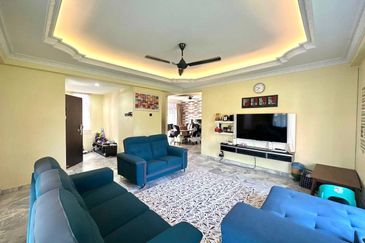 Taman Tasik Semenyih (Lake Residence)